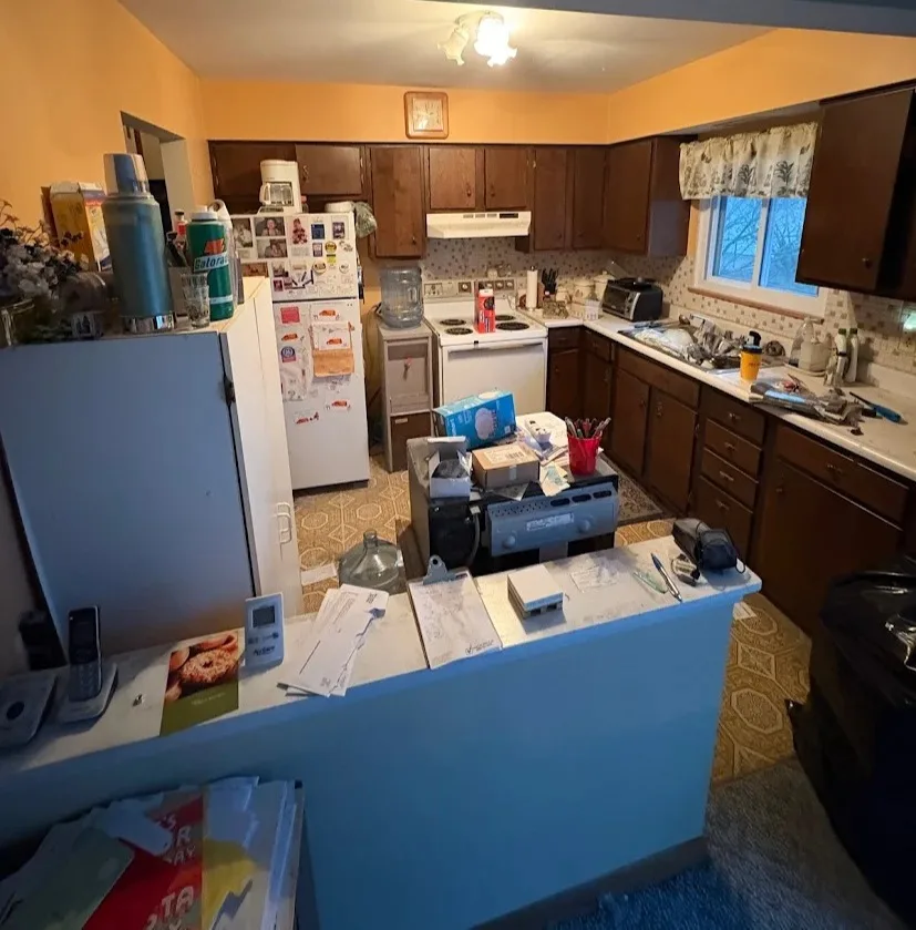 Kitchen Before Erin B Kitchen Before